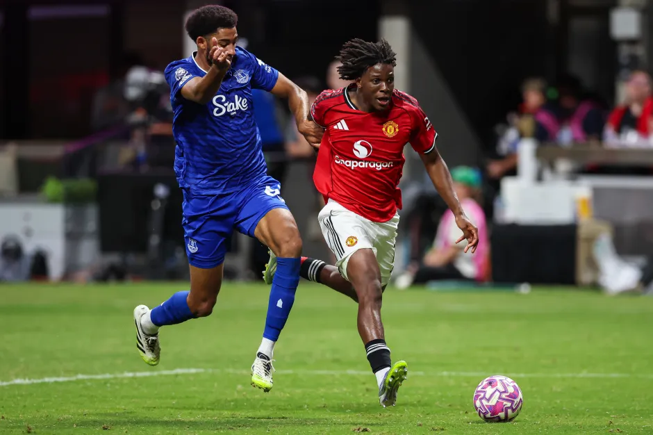 梯队吸引了, 门德斯