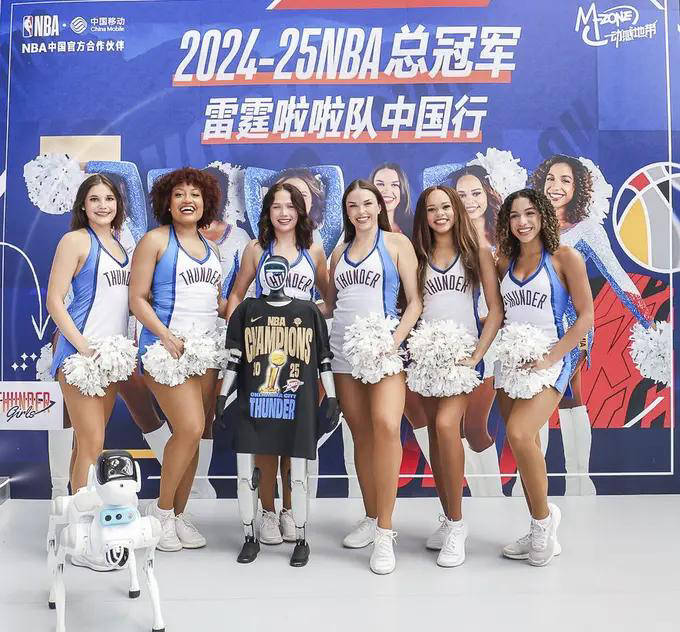 获得总冠军, 抵达上海后, 东大学生篮