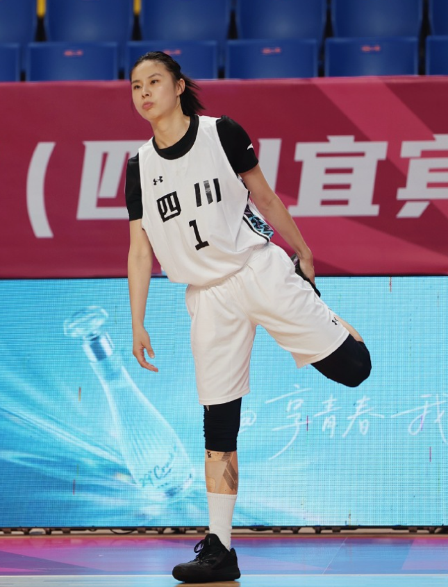 src, 全锦赛最高, 雨早早就开